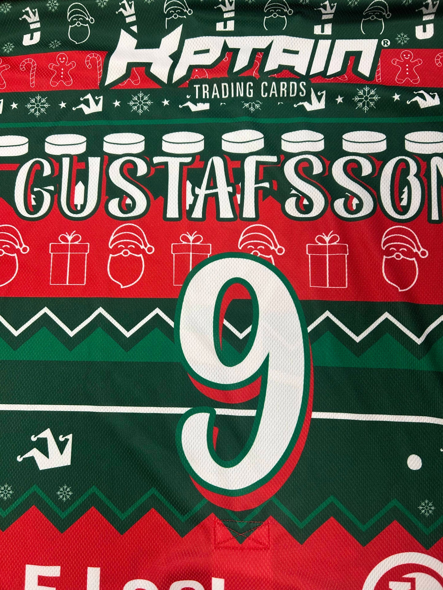 #9 GUSTAFSSON - MAILLOT DE NOËL 🎄